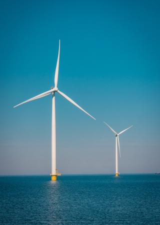 Wind turbine offshore